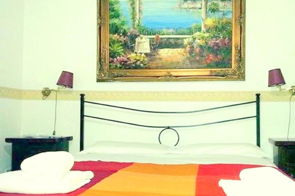 Residenza Camilla Hotel Roma Ngoại thất bức ảnh
