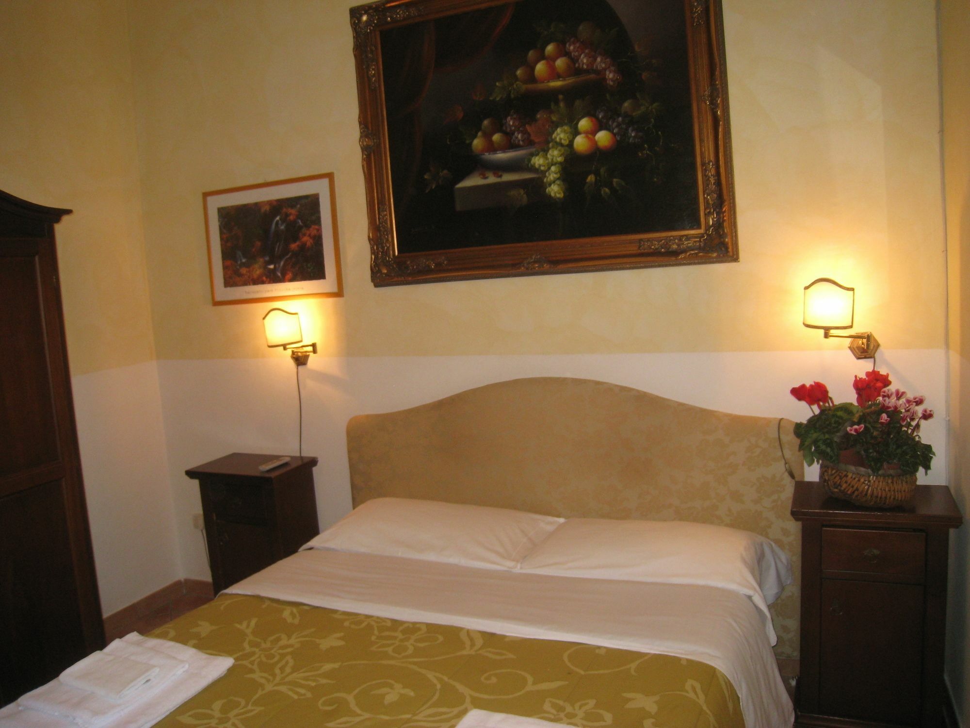 Residenza Camilla Hotel Roma Ngoại thất bức ảnh