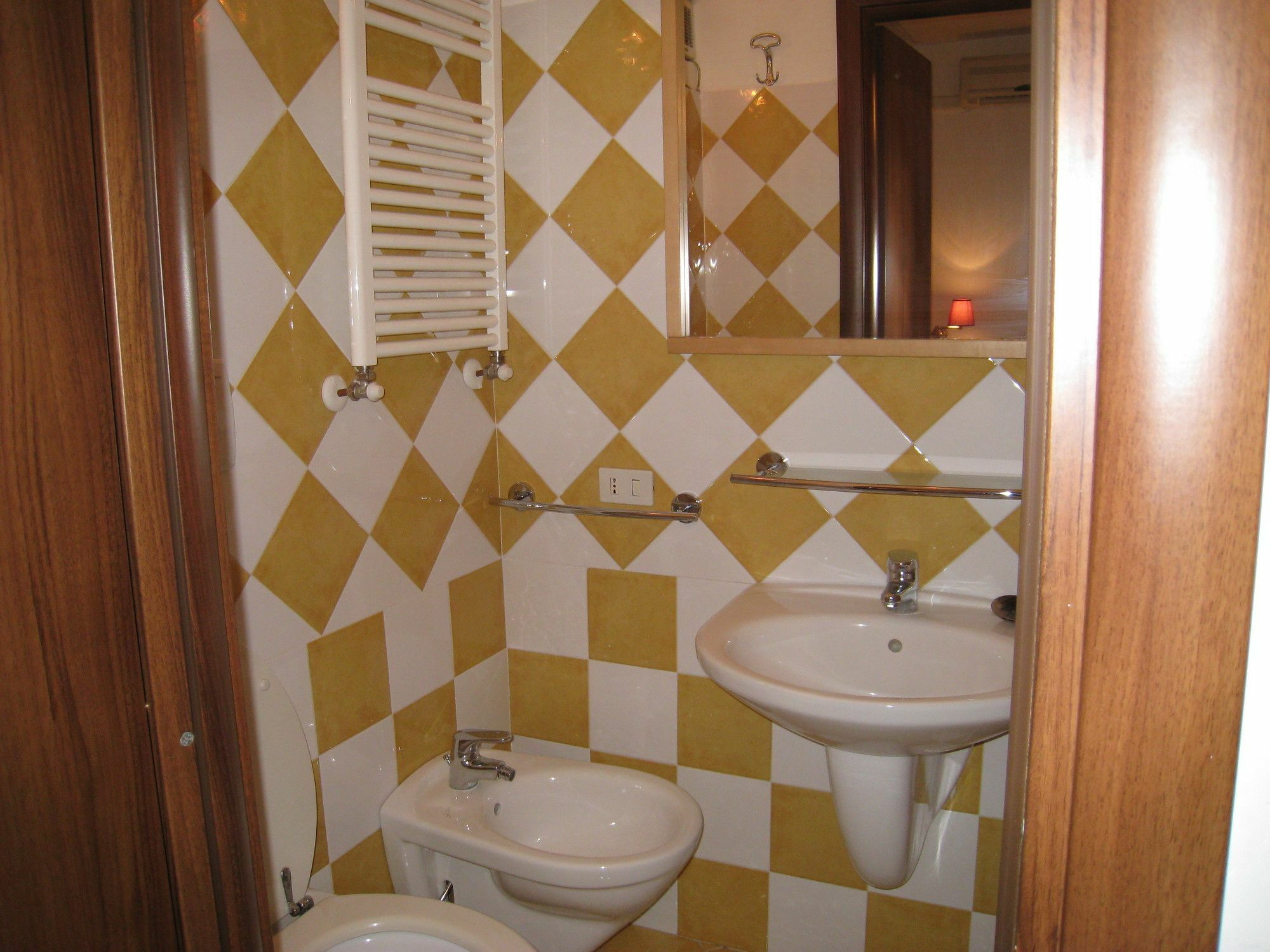 Residenza Camilla Hotel Roma Ngoại thất bức ảnh